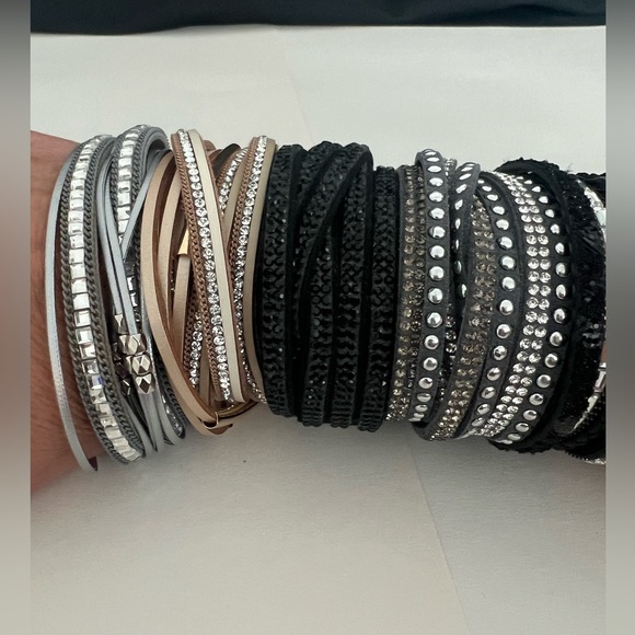 Lot of Wrap Bracelets 5 Total Snap & Magnetic Clasp - Picture 7 of 15